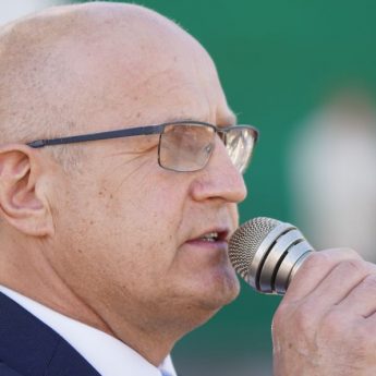 Radni nie chcą sprzedaży akcji "Golczewskiej Wody". Będzie sesja o cofnięcie zgody Burmistrzowi Radni nie chcą sprzedaży akcji "Golczewskiej Wody". Będzie sesja o cofnięcie zgody Burmistrzowi